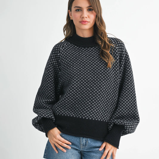 Echo Patterned Women's Sweater in Black