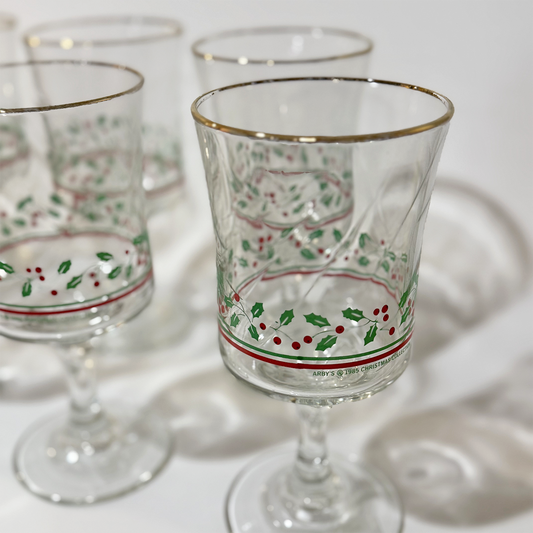 Vintage Christmas Wine Glasses. Set of 8.
